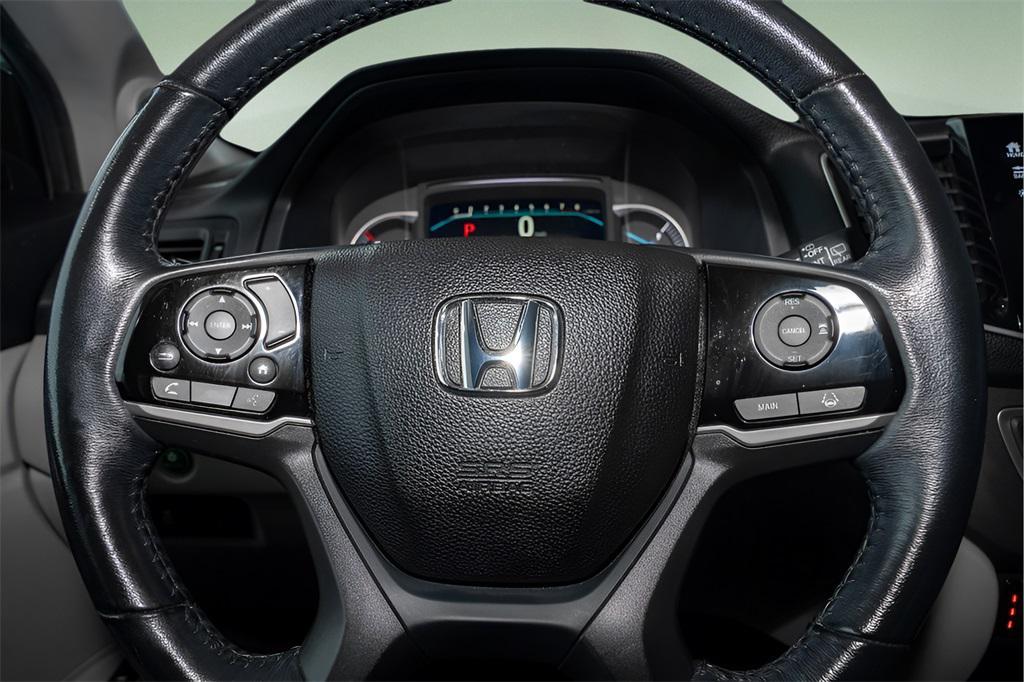 used 2021 Honda Pilot car, priced at $27,877