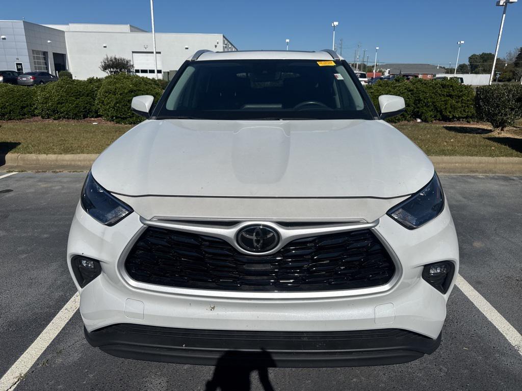 used 2023 Toyota Highlander car, priced at $34,410