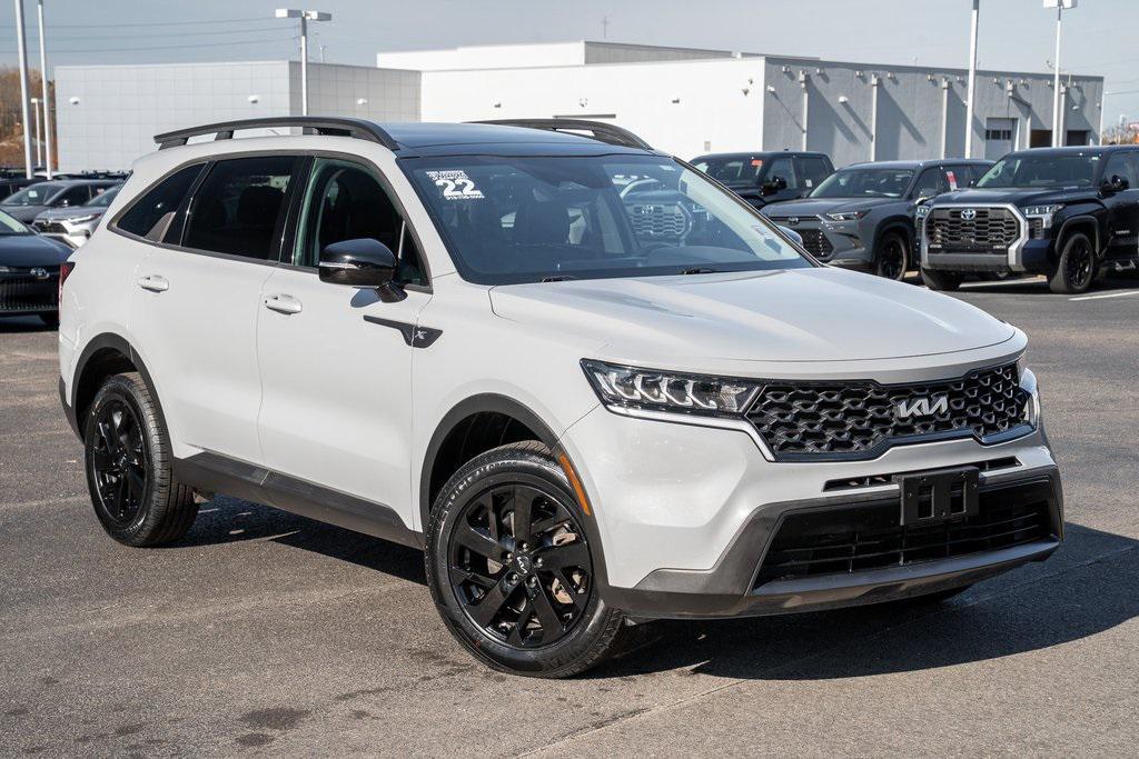 used 2022 Kia Sorento car, priced at $19,727