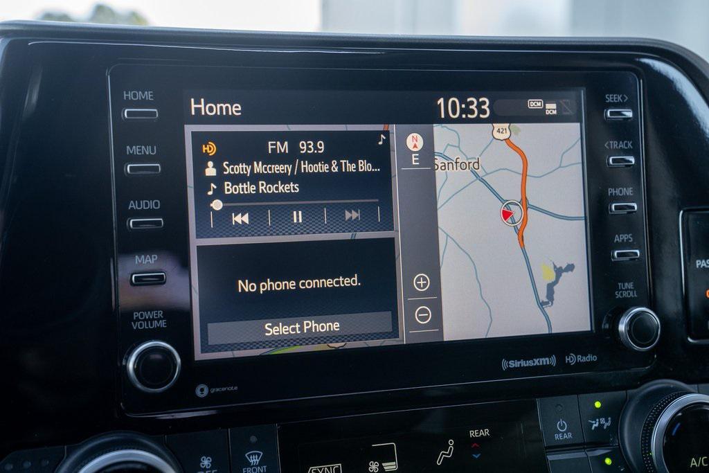 used 2022 Toyota Highlander car, priced at $36,032
