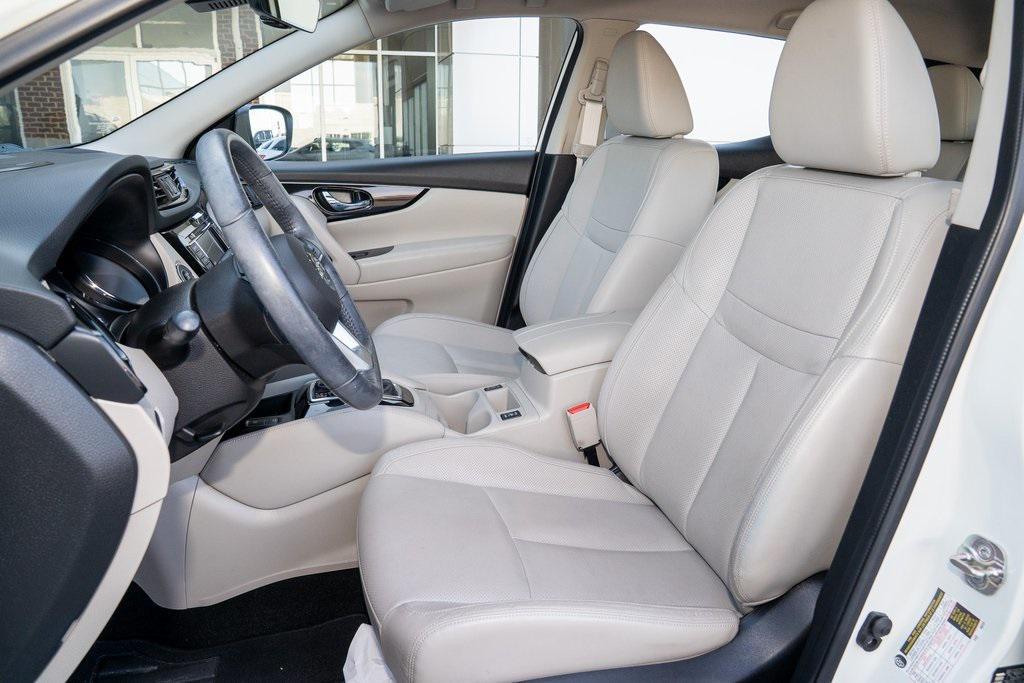 used 2019 Nissan Rogue Sport car, priced at $18,607