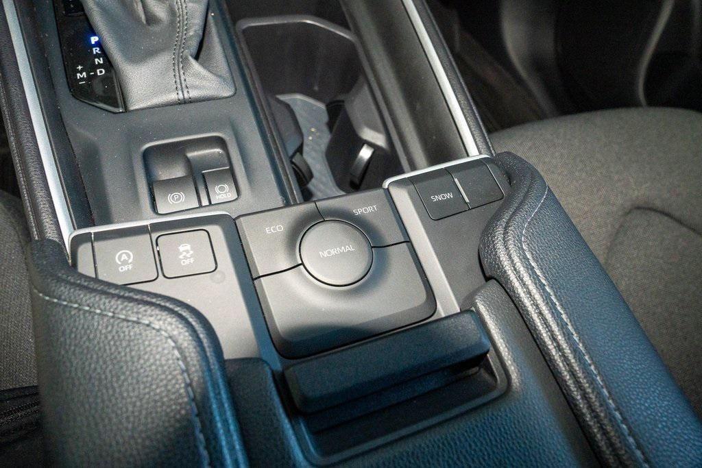 used 2025 Toyota Highlander car, priced at $42,683