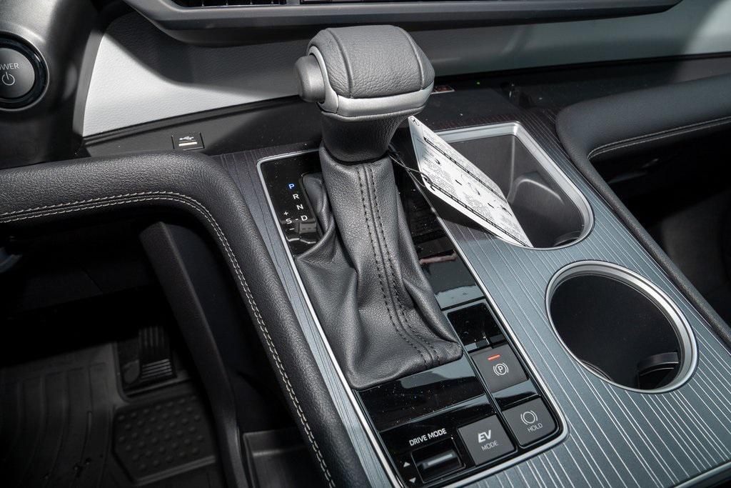 new 2025 Toyota Sienna car, priced at $48,627