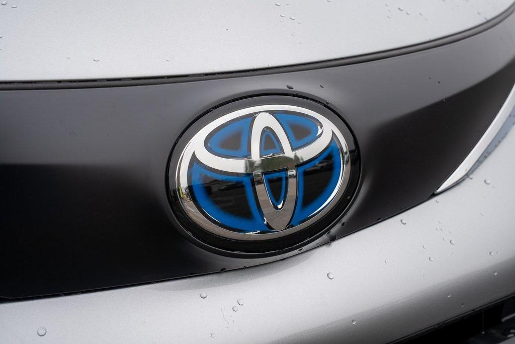 new 2025 Toyota Sienna car, priced at $48,627