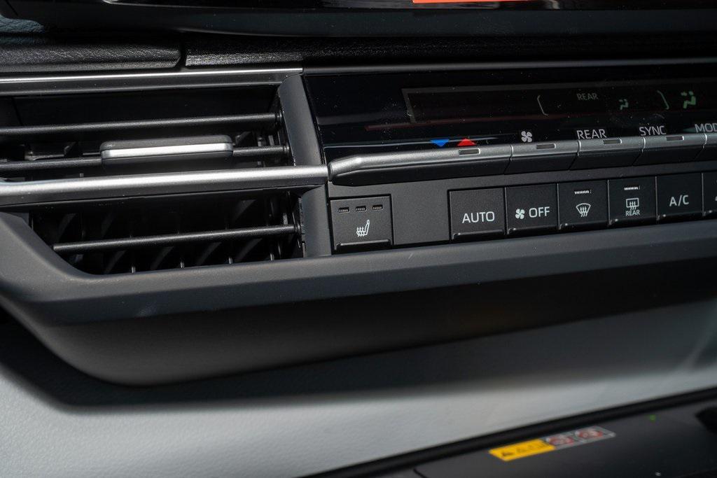 new 2025 Toyota Sienna car, priced at $48,627