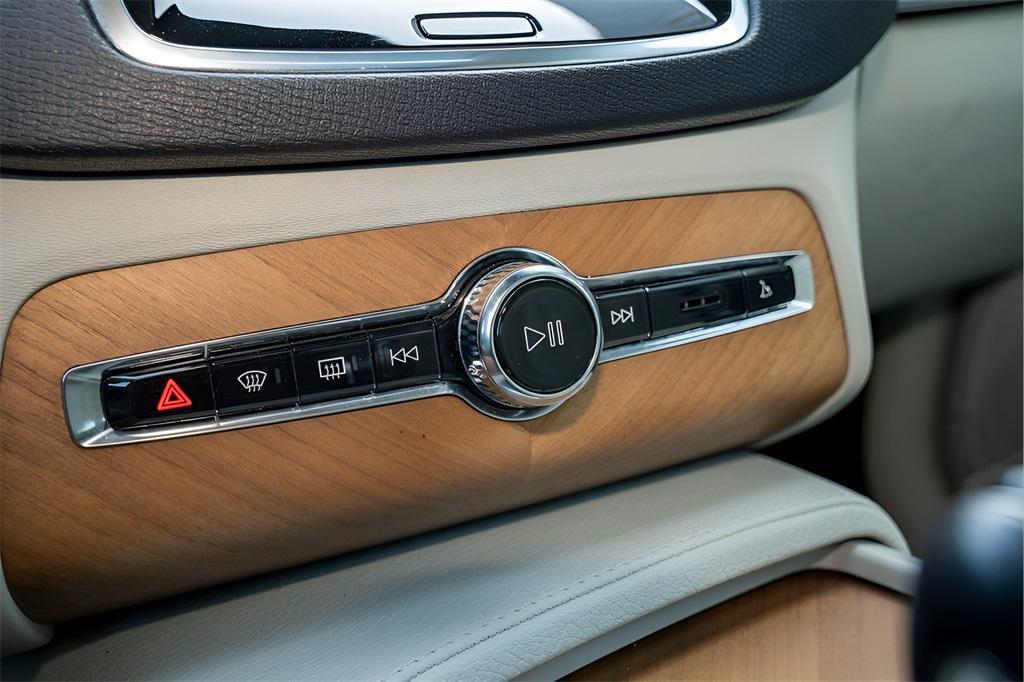 used 2022 Volvo XC90 car, priced at $35,645