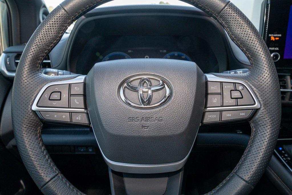 used 2025 Toyota Sienna car, priced at $55,110