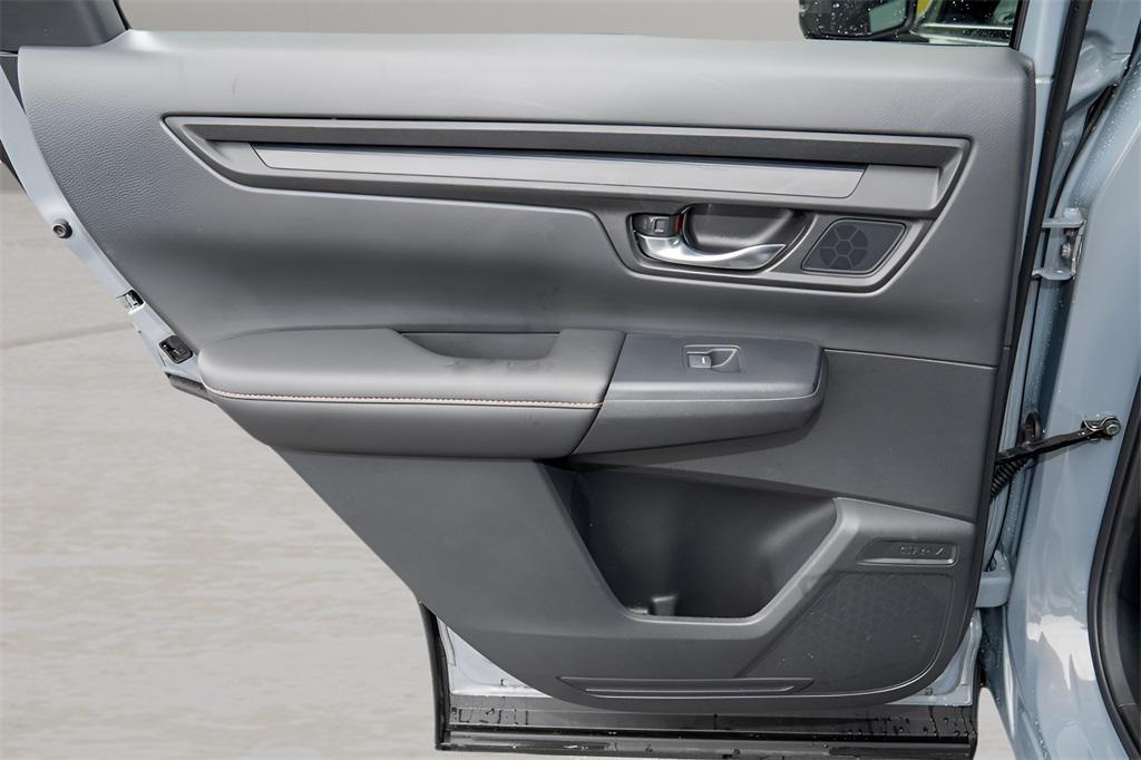 used 2024 Honda CR-V Hybrid car, priced at $31,998