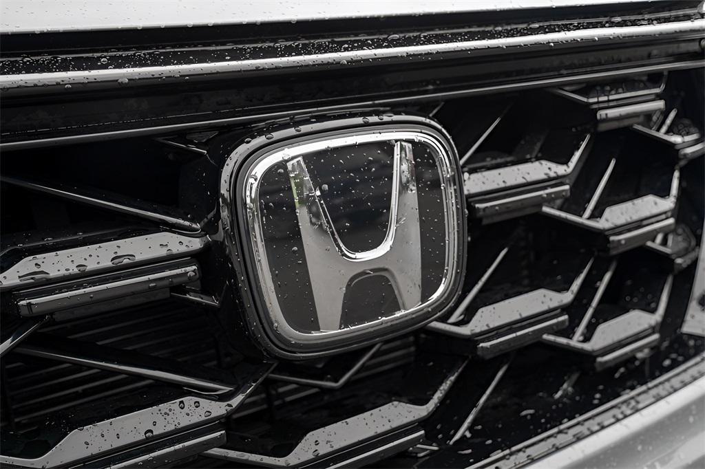 used 2024 Honda CR-V Hybrid car, priced at $31,998