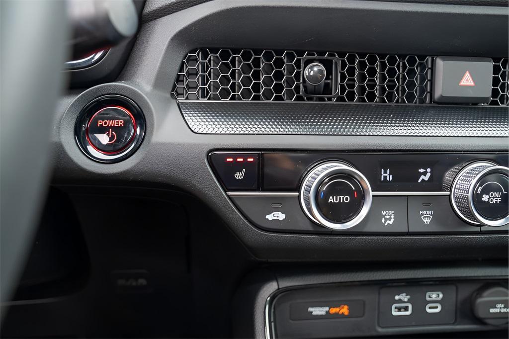 used 2024 Honda CR-V Hybrid car, priced at $31,998