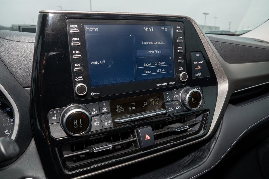 used 2020 Toyota Highlander car, priced at $30,485