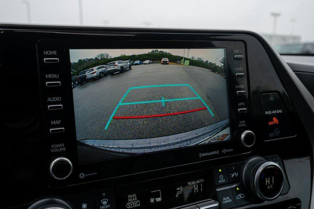 used 2020 Toyota Highlander car, priced at $30,485