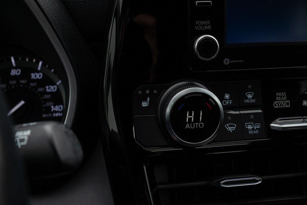 used 2020 Toyota Highlander car, priced at $30,485