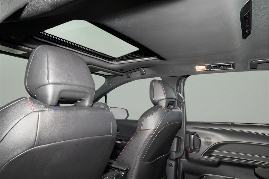 used 2025 Toyota Sienna car, priced at $50,578