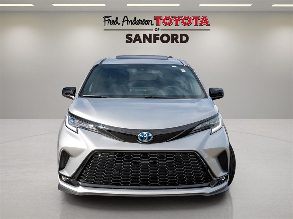 used 2025 Toyota Sienna car, priced at $50,578