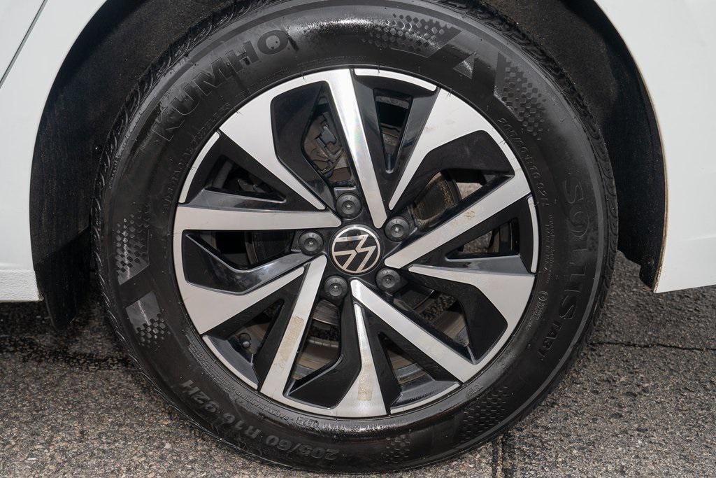 used 2024 Volkswagen Jetta car, priced at $18,746