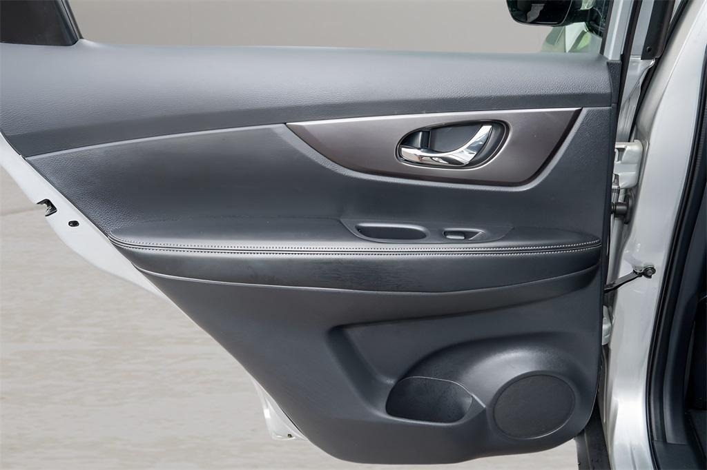 used 2016 Nissan Rogue car, priced at $14,374