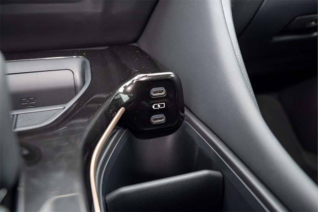 new 2025 Toyota Crown Signia car, priced at $47,497