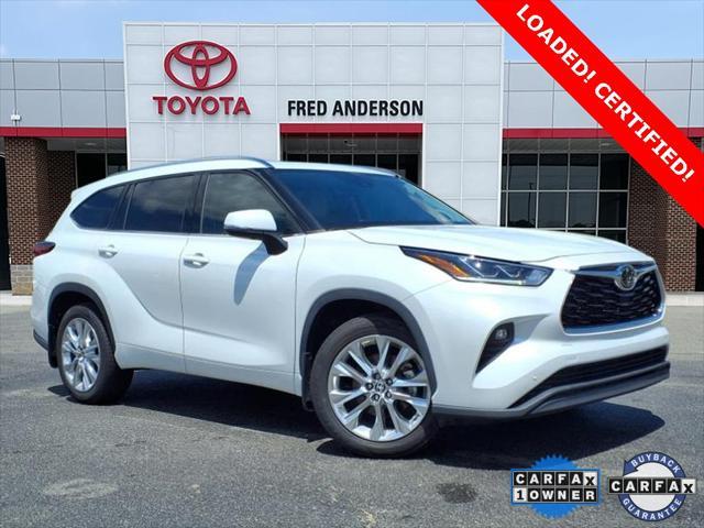 used 2022 Toyota Highlander car, priced at $40,245