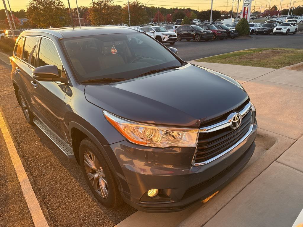 used 2014 Toyota Highlander car, priced at $17,004