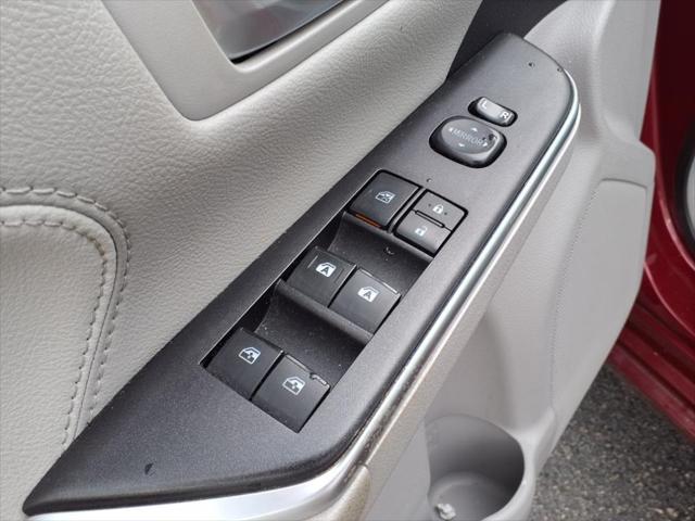 used 2015 Toyota Camry Hybrid car, priced at $14,655