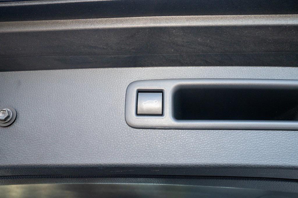 used 2023 Toyota Highlander car, priced at $38,418