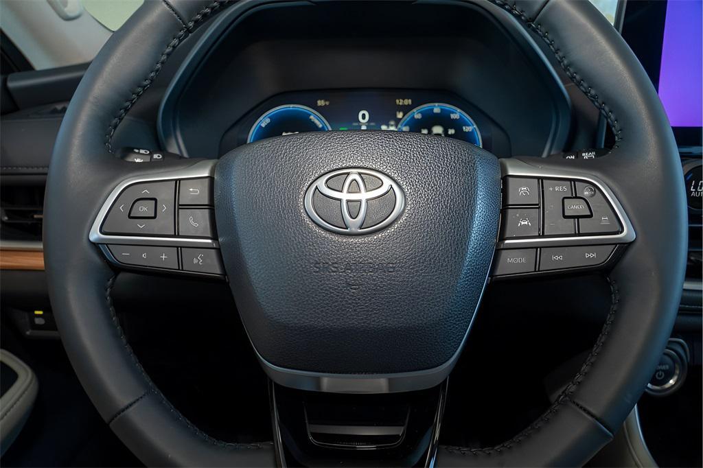 used 2025 Toyota Grand Highlander car, priced at $56,865