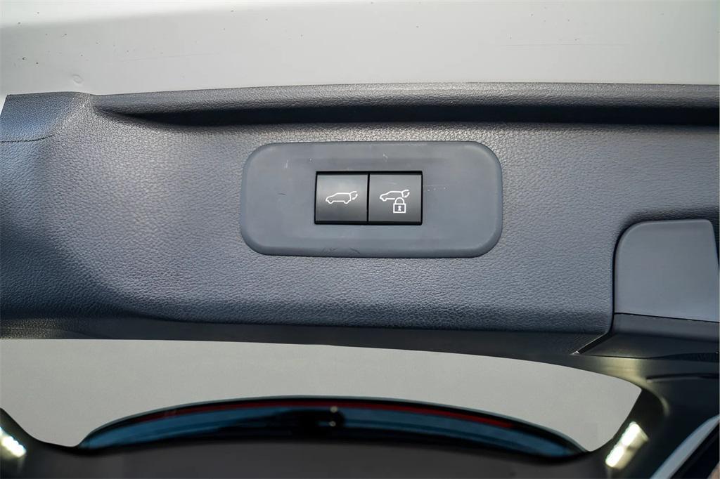 used 2025 Toyota Grand Highlander car, priced at $56,865