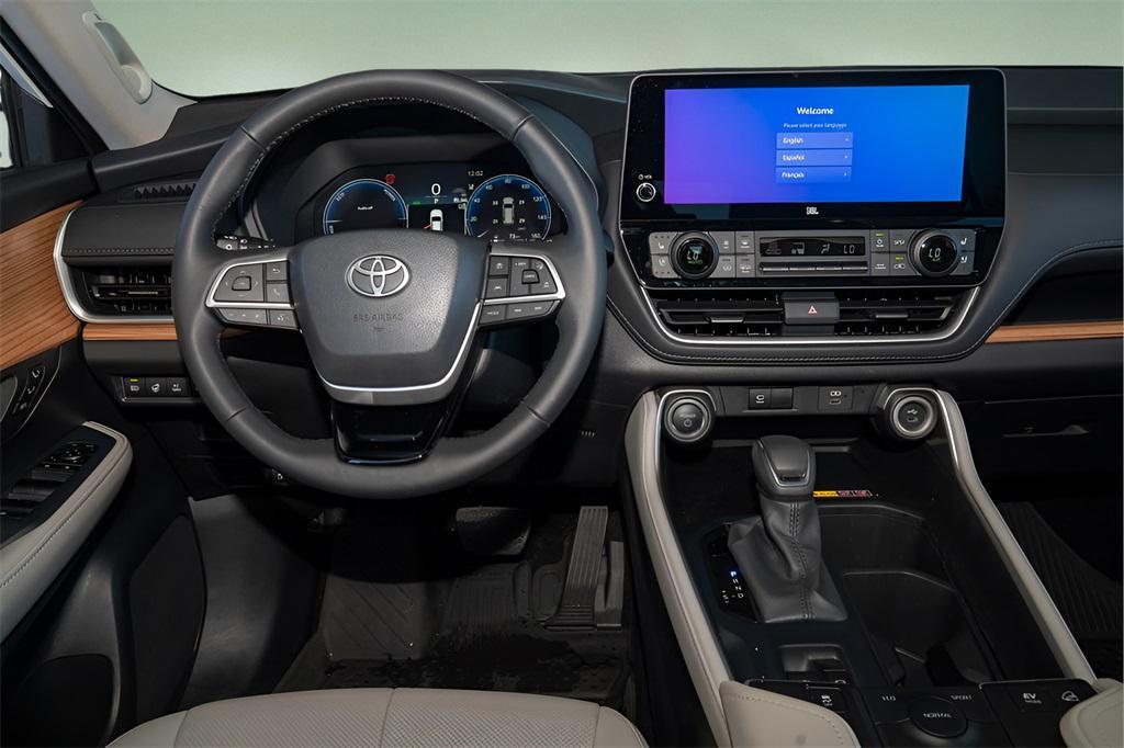 used 2025 Toyota Grand Highlander car, priced at $56,865