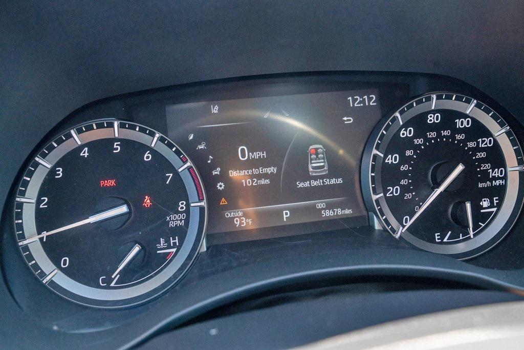 used 2021 Toyota Highlander car, priced at $30,314