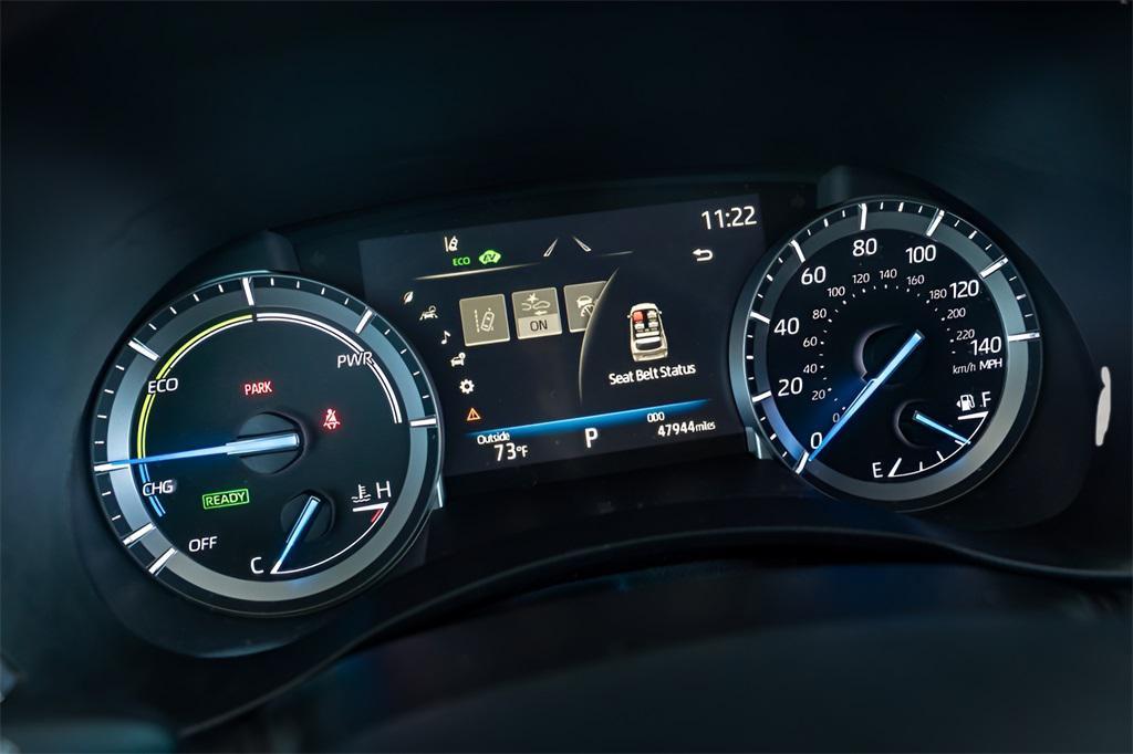 used 2022 Toyota Highlander Hybrid car, priced at $39,032