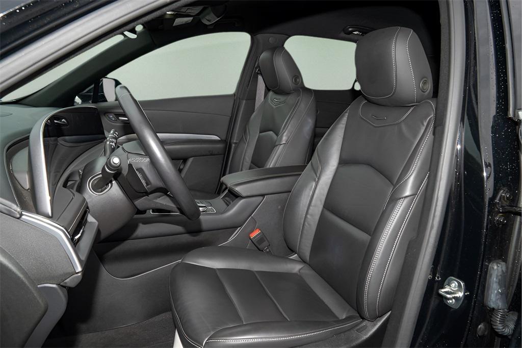 used 2024 Cadillac XT4 car, priced at $29,601