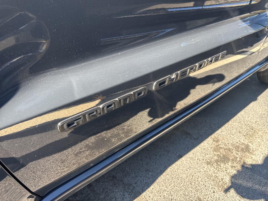 used 2018 Jeep Grand Cherokee car, priced at $14,635