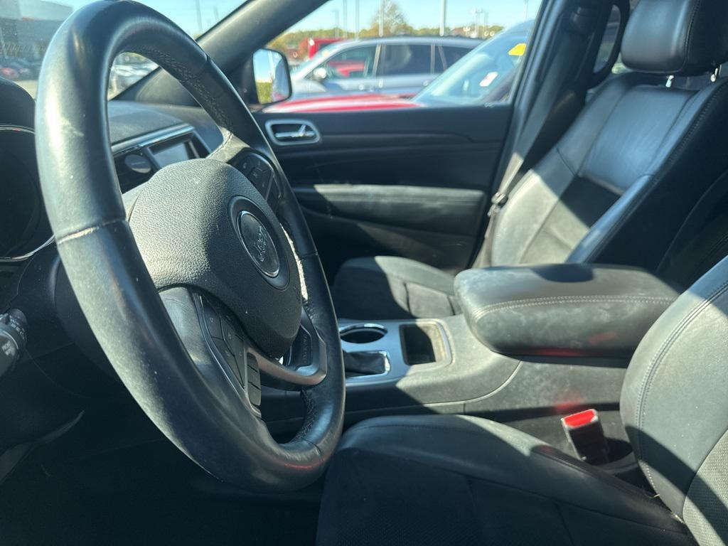 used 2018 Jeep Grand Cherokee car, priced at $14,635