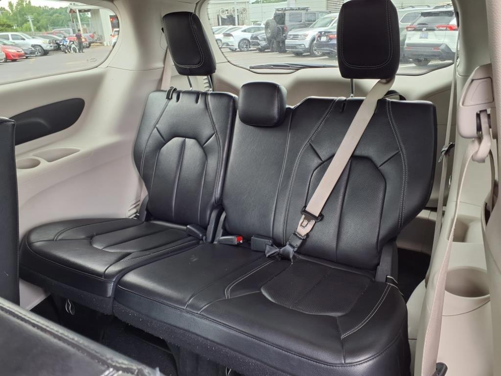 used 2022 Chrysler Pacifica Hybrid car, priced at $21,593