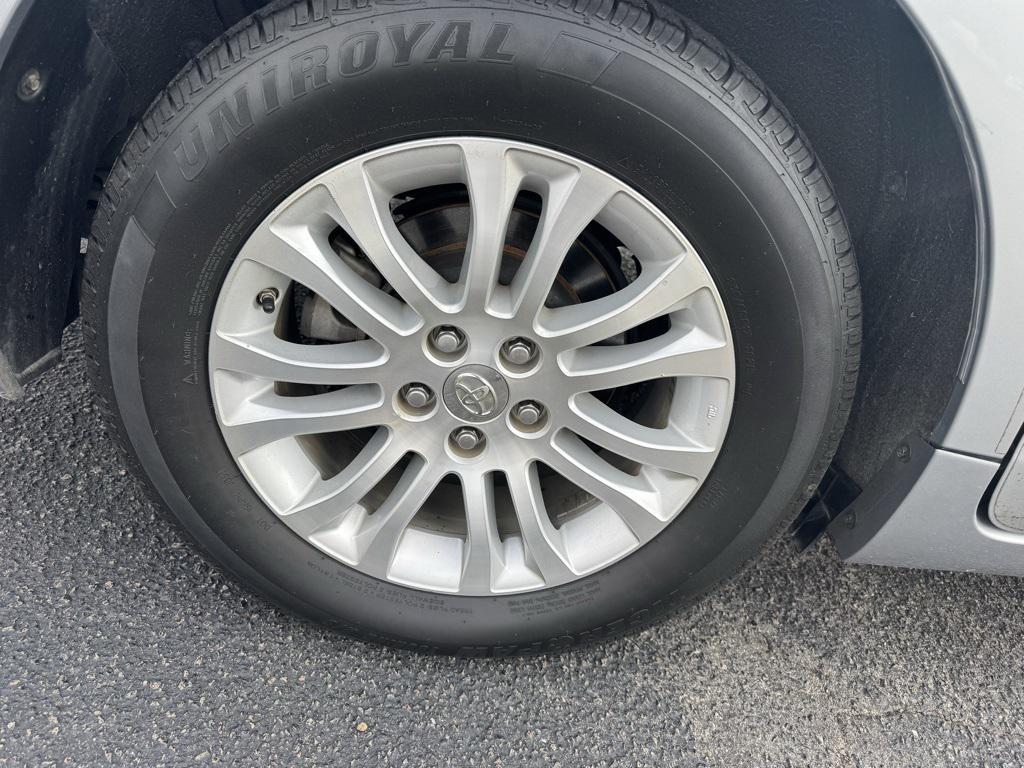 used 2016 Toyota Sienna car, priced at $13,103