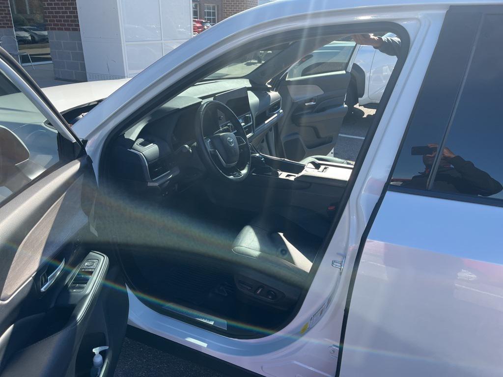 used 2024 Toyota Grand Highlander car, priced at $42,380
