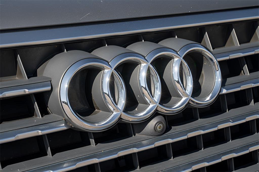 used 2017 Audi Q7 car, priced at $15,413