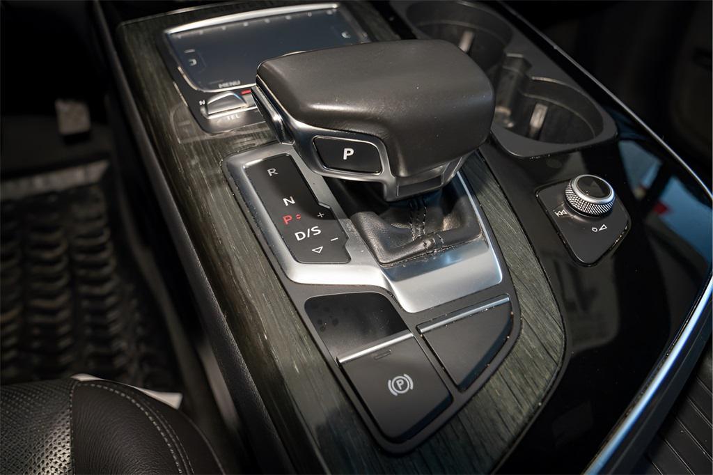 used 2017 Audi Q7 car, priced at $15,413