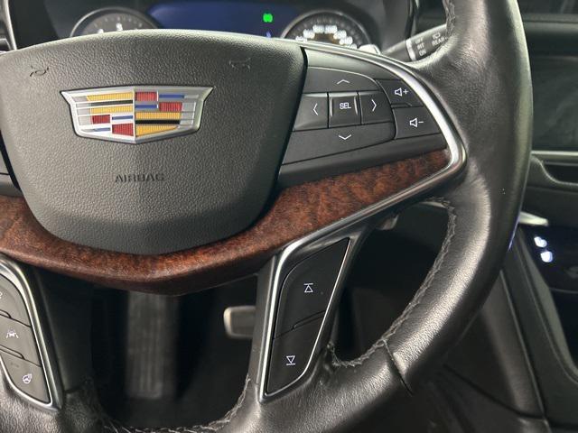 used 2022 Cadillac XT5 car, priced at $33,494