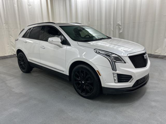 used 2022 Cadillac XT5 car, priced at $33,494
