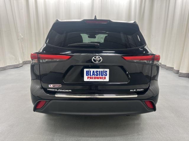 used 2021 Toyota Highlander car, priced at $29,994