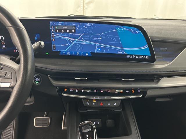 used 2024 Cadillac XT4 car, priced at $34,994