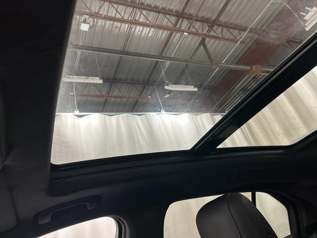 used 2024 Cadillac XT4 car, priced at $34,994