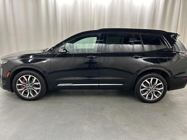 used 2024 Cadillac XT6 car, priced at $42,444