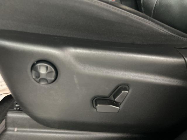 used 2022 Jeep Grand Cherokee car, priced at $27,994