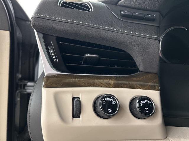 used 2020 Cadillac Escalade car, priced at $43,999