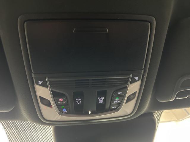 used 2022 Acura RDX car, priced at $28,994