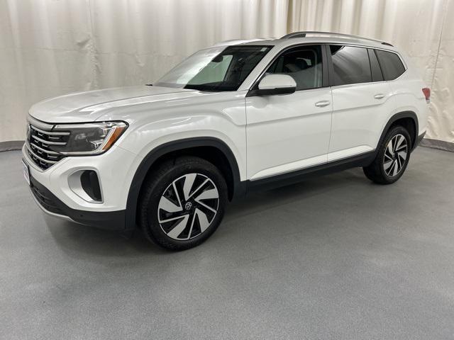 used 2024 Volkswagen Atlas car, priced at $38,554