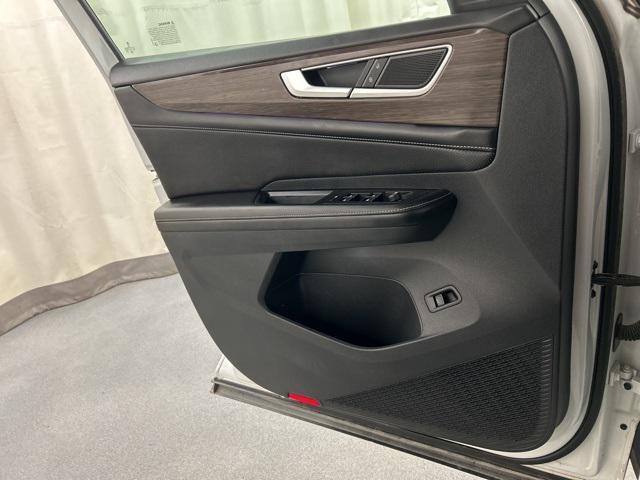 used 2024 Volkswagen Atlas car, priced at $38,554